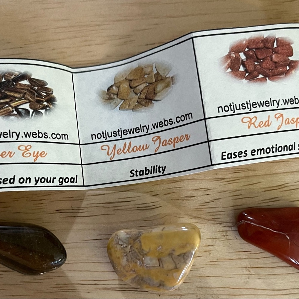 Gemstone Set with Tiger Eye, Rose Quartz,‎ and Aventurine - Picture 3 of 5